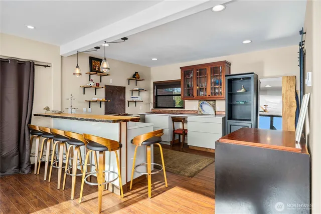 $635,000 | 5025 Mud Bay Road Northwest, Olympia, WA 98502