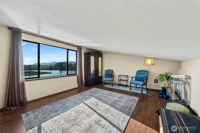 $635,000 | 5025 Mud Bay Road Northwest, Olympia, WA 98502