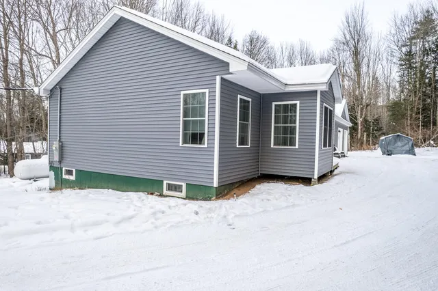 $409,000 | 206 Livermore Falls Road, Farmington, ME 04938