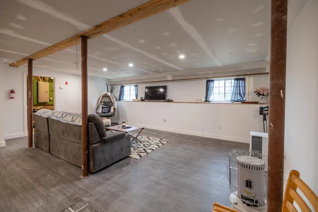 $409,000 | 206 Livermore Falls Road, Farmington, ME 04938