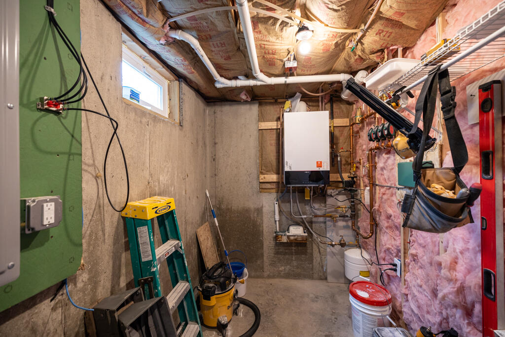 206 Livermore Falls Road Farmington, ME 04938 - Photo 49 of 64 HY3A8116