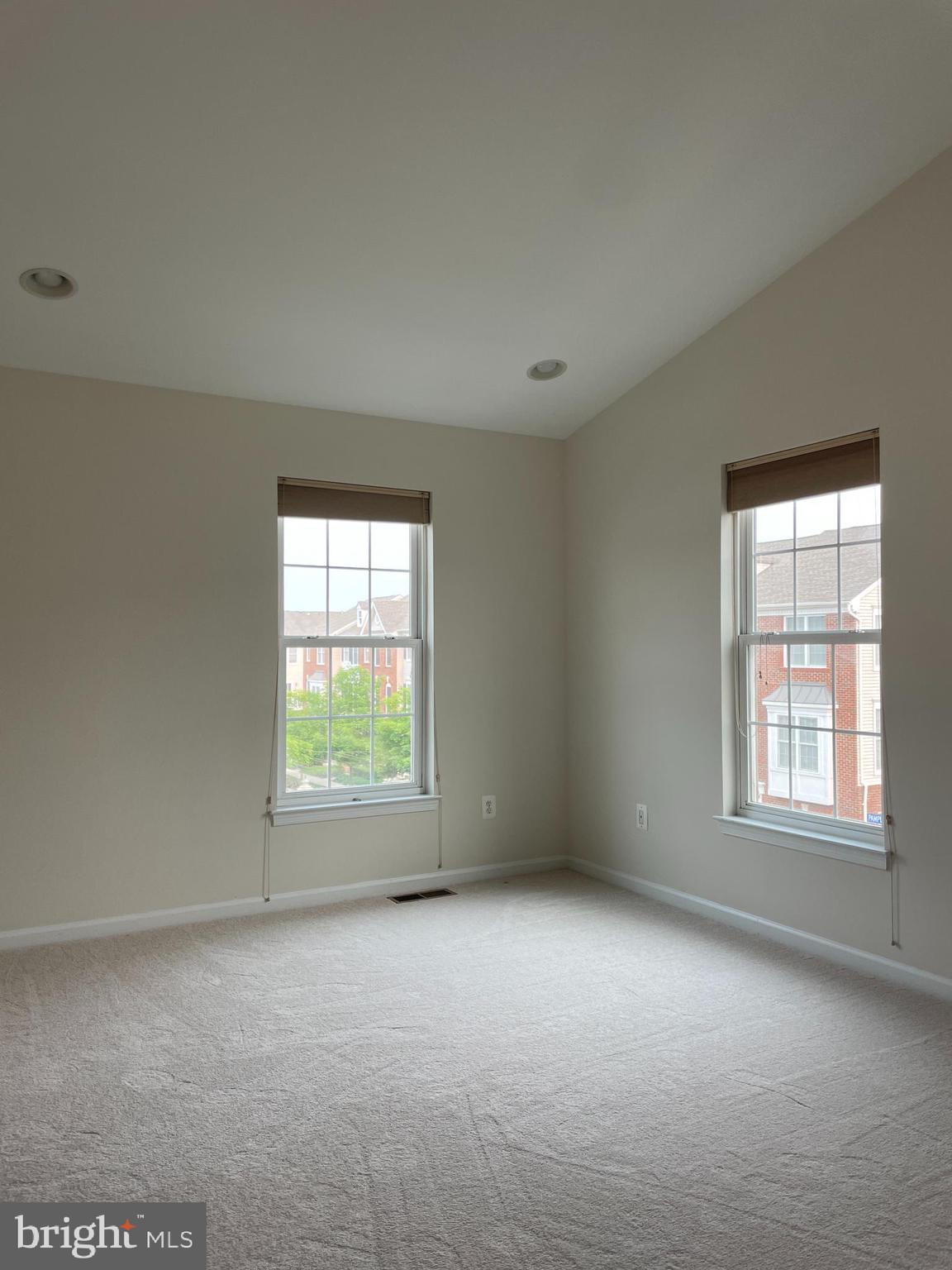 25111 Monteith Terrace Chantilly, VA 20152 - Photo 22 of 34 an empty room with a window