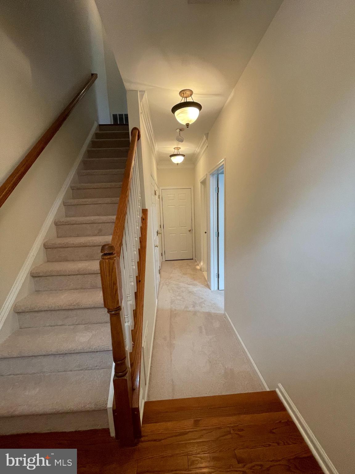 25111 Monteith Terrace Chantilly, VA 20152 - Photo 27 of 34 a view of entryway