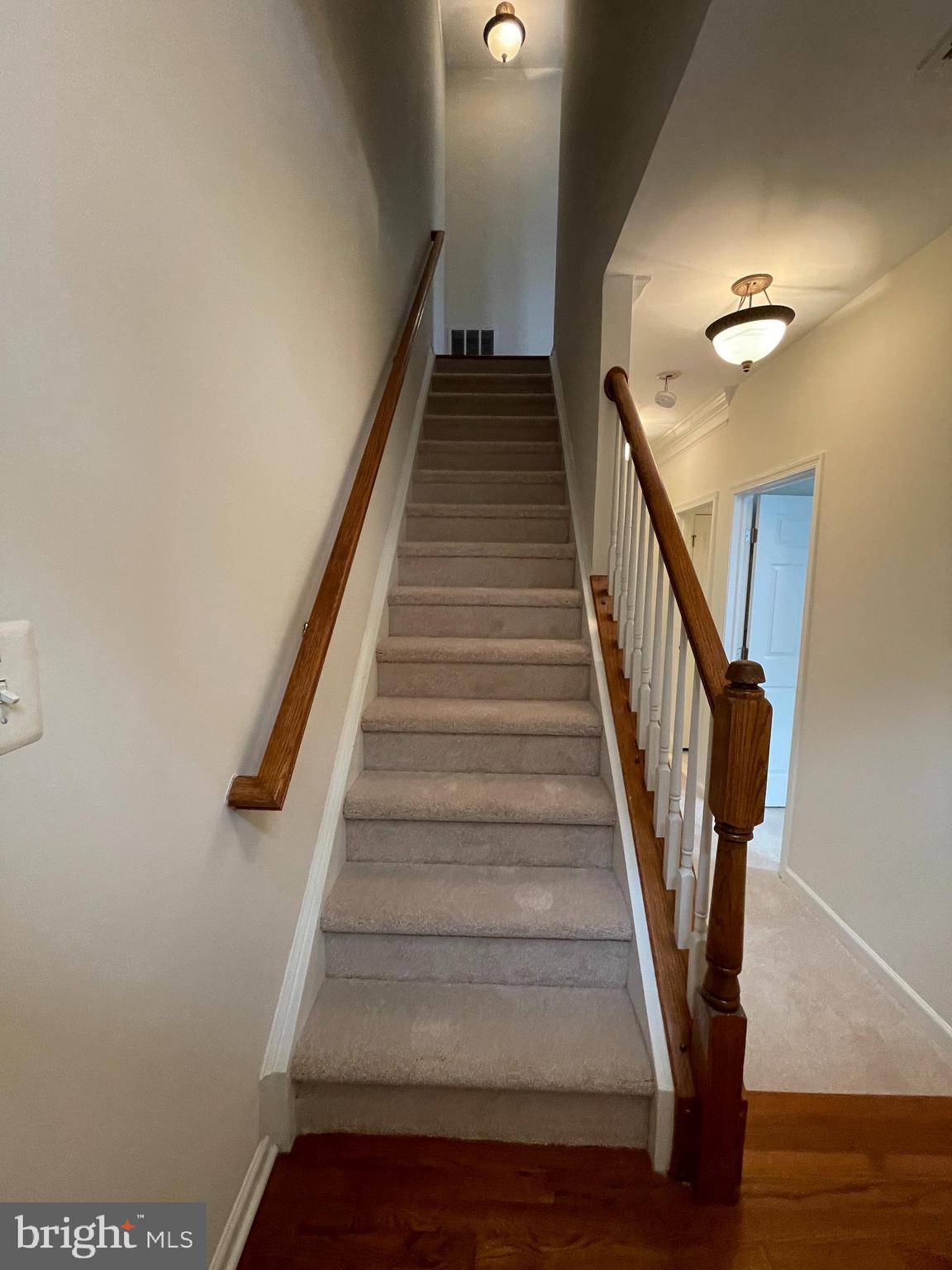 25111 Monteith Terrace Chantilly, VA 20152 - Photo 30 of 34 a view of entryway