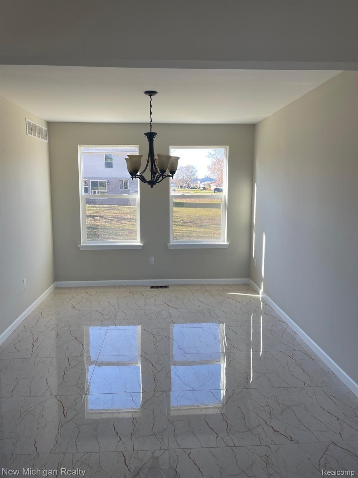 33853 Ryan Road Sterling Heights, MI 48310 - Photo 8 of 15 33853 Ryan Rd pictures 8.jpg