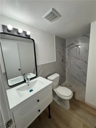 $1,450 | 2828 Jackson Street, Unit I3, Fort Myers, FL 33901