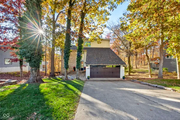 $625,000 | 9428 South Harbour Pointe Drive, Bloomington, IN 47401