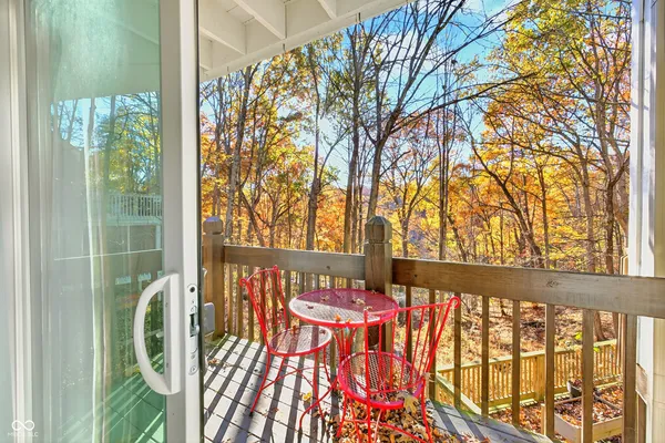 $625,000 | 9428 South Harbour Pointe Drive, Bloomington, IN 47401