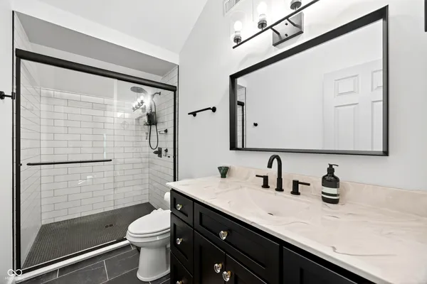 $625,000 | 9428 South Harbour Pointe Drive, Bloomington, IN 47401