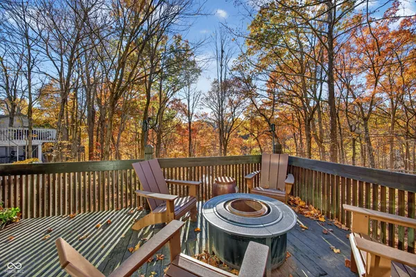 $625,000 | 9428 South Harbour Pointe Drive, Bloomington, IN 47401