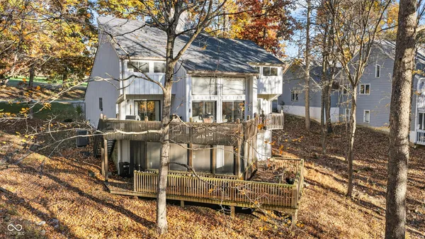 $625,000 | 9428 South Harbour Pointe Drive, Bloomington, IN 47401