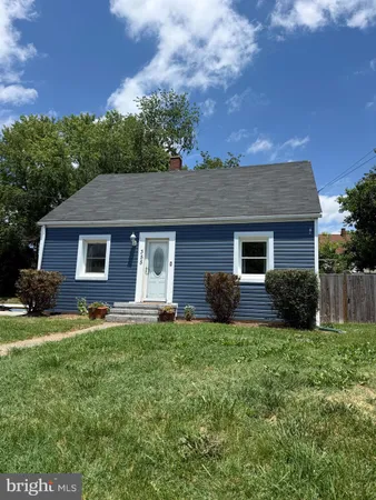 $283,000 | 355 West 9th Street, Front Royal, VA 22630