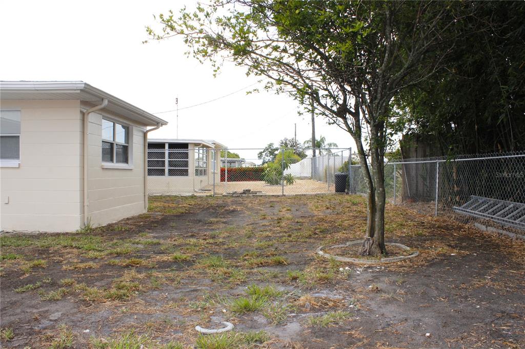 5102 Manor Drive New Port Richey, FL 34652 - Photo 25 of 32