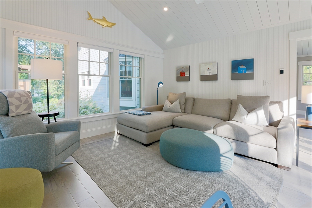 15 Littles Point Road Swampscott, MA 01907 - Photo 17 of 41 Gallery Image 17