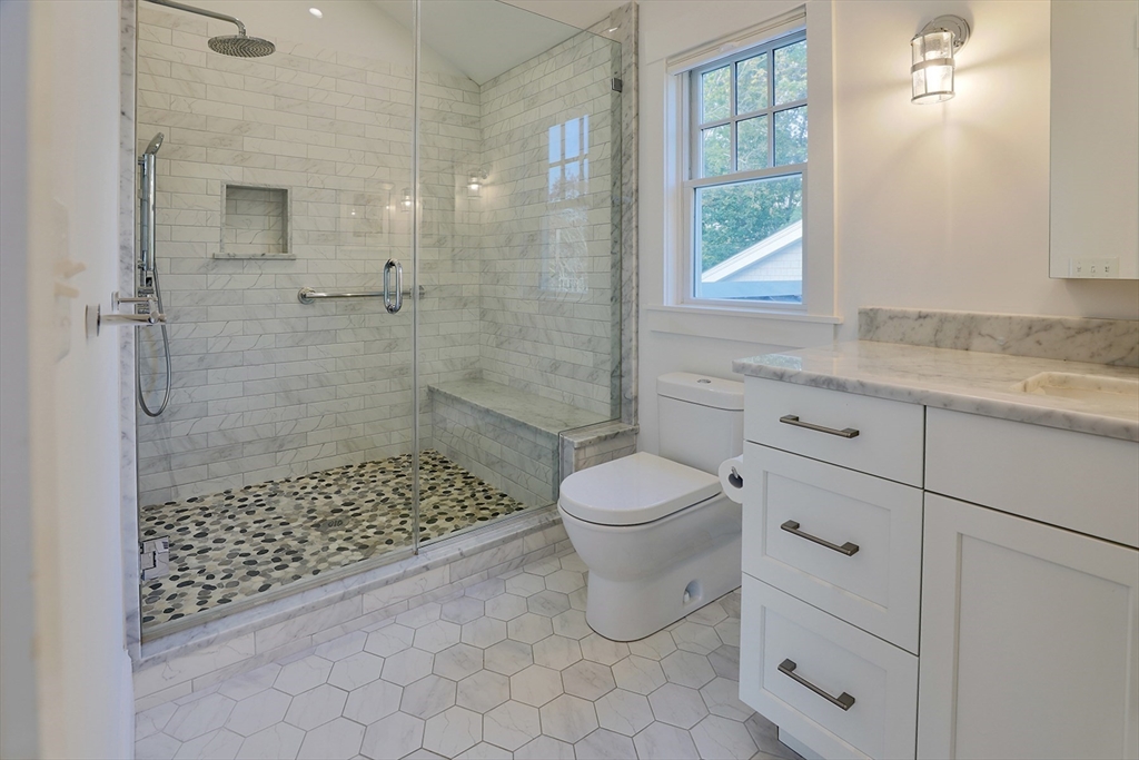 15 Littles Point Road Swampscott, MA 01907 - Photo 36 of 41 Gallery Image 36