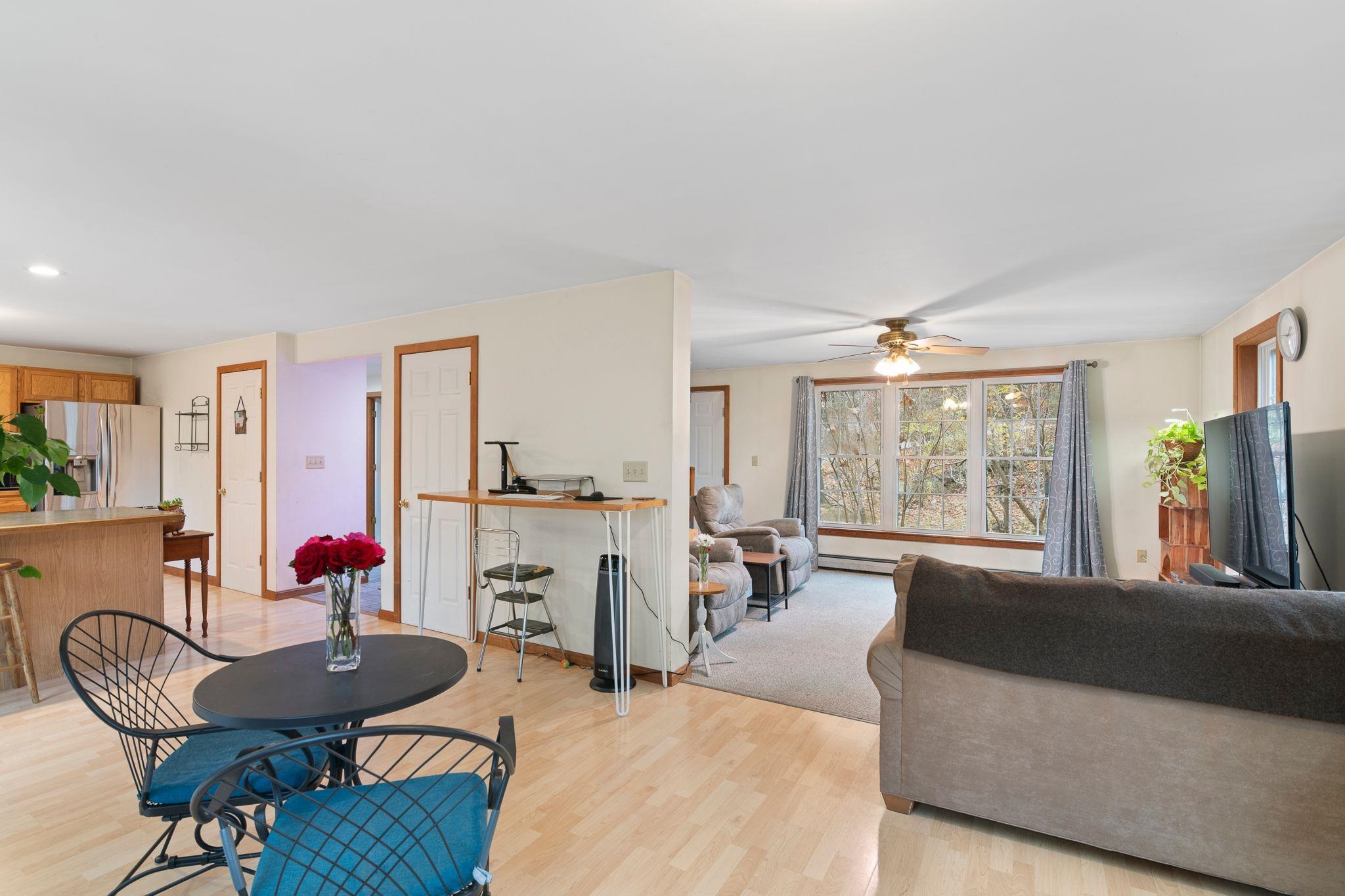 49 Whitetail Drive Vernon, VT 05354 - Photo 13 of 40