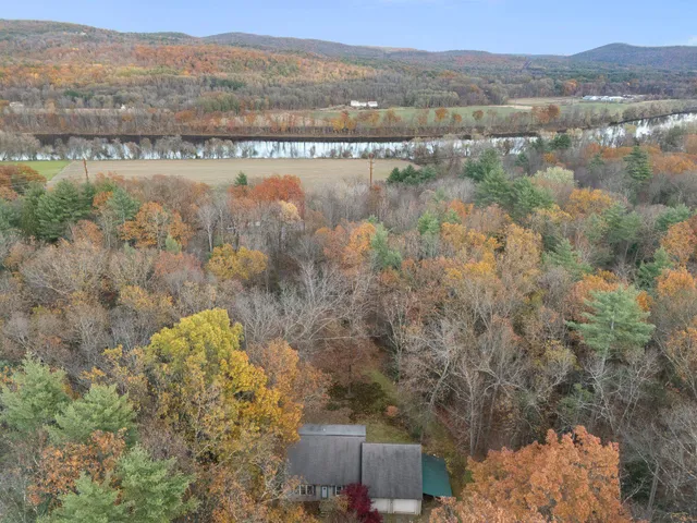 $389,000 | 49 Whitetail Drive, Vernon, VT 05354