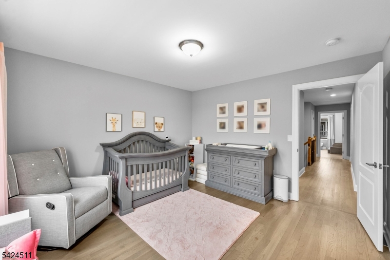 64 Halina Lane Butler, NJ 07405 - Photo 22 of 50