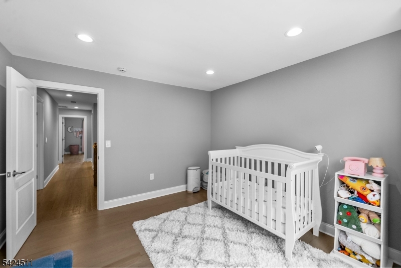64 Halina Lane Butler, NJ 07405 - Photo 23 of 50