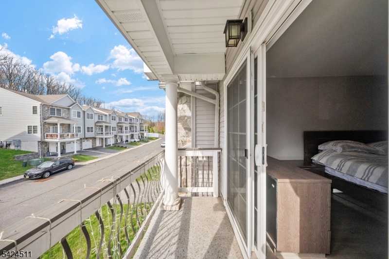 64 Halina Lane Butler, NJ 07405 - Photo 41 of 50