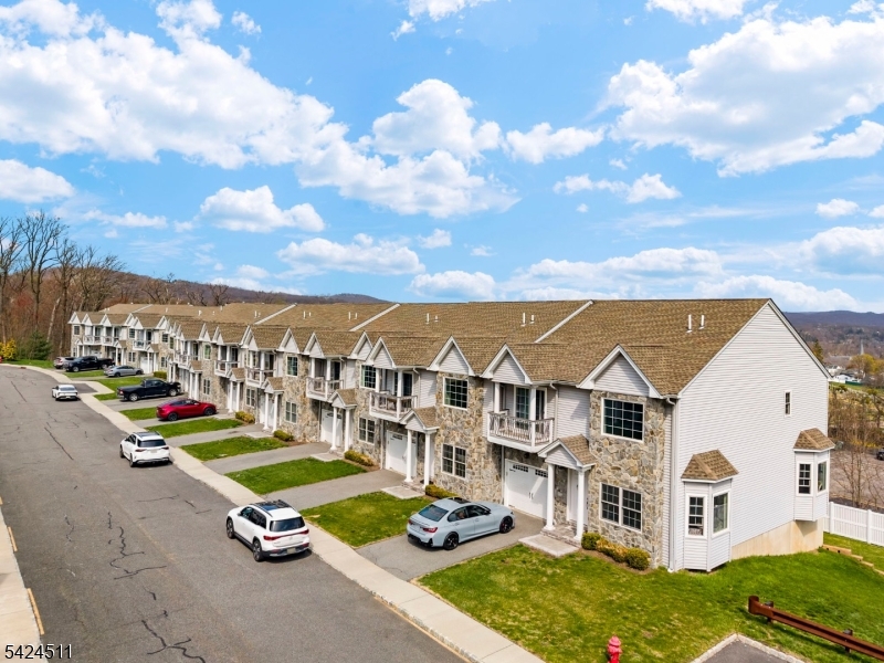 64 Halina Lane Butler, NJ 07405 - Photo 48 of 50