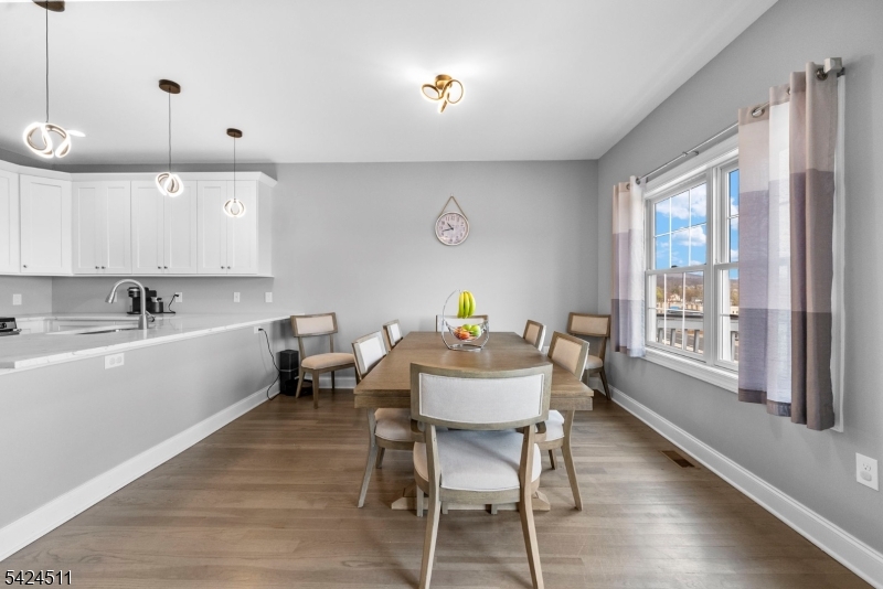 64 Halina Lane Butler, NJ 07405 - Photo 6 of 50
