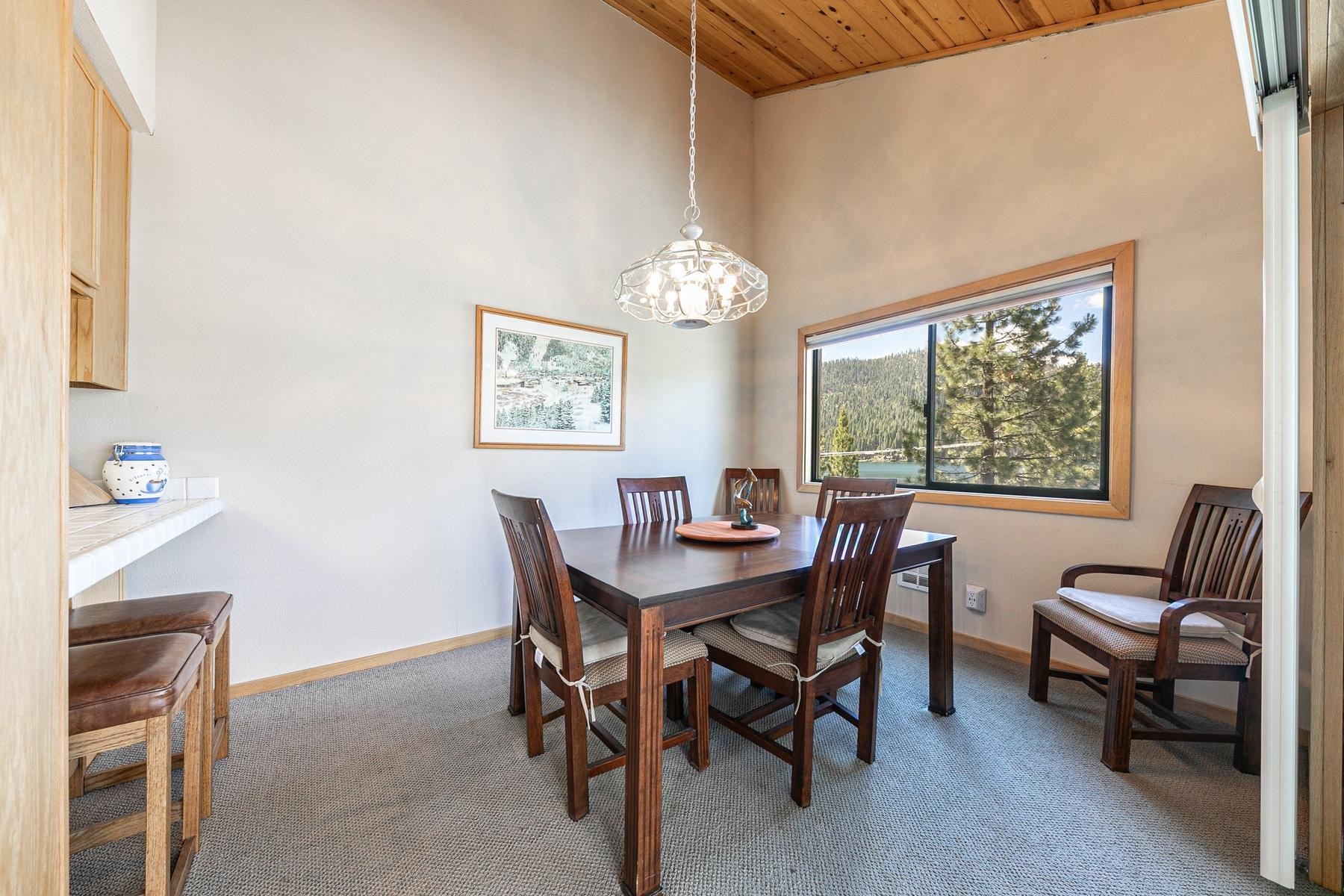 15486 Donner Pass Road, Unit 17 Truckee, CA 96161 - Photo 18 of 28