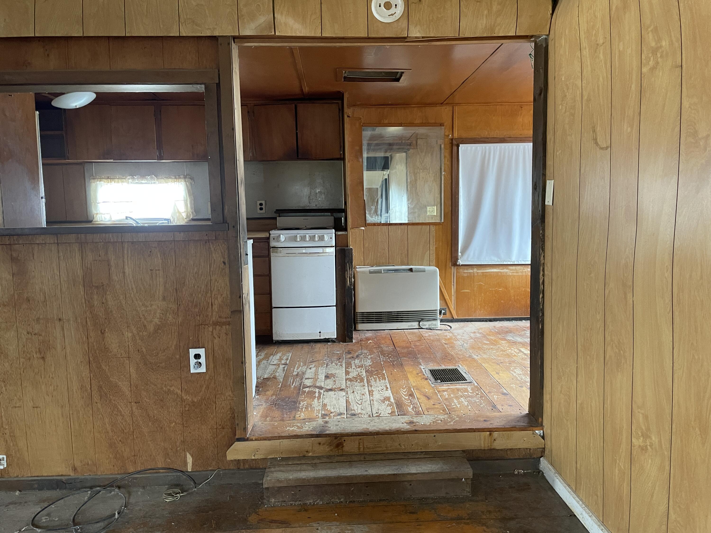 134 Rochester Street Westbrook, ME 04092 - Photo 22 of 29 Rochester-28
