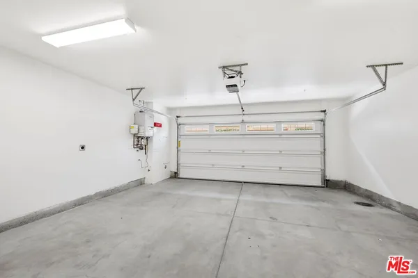 $6,695 | 4412 Paxton Place, Calabasas, CA 91302