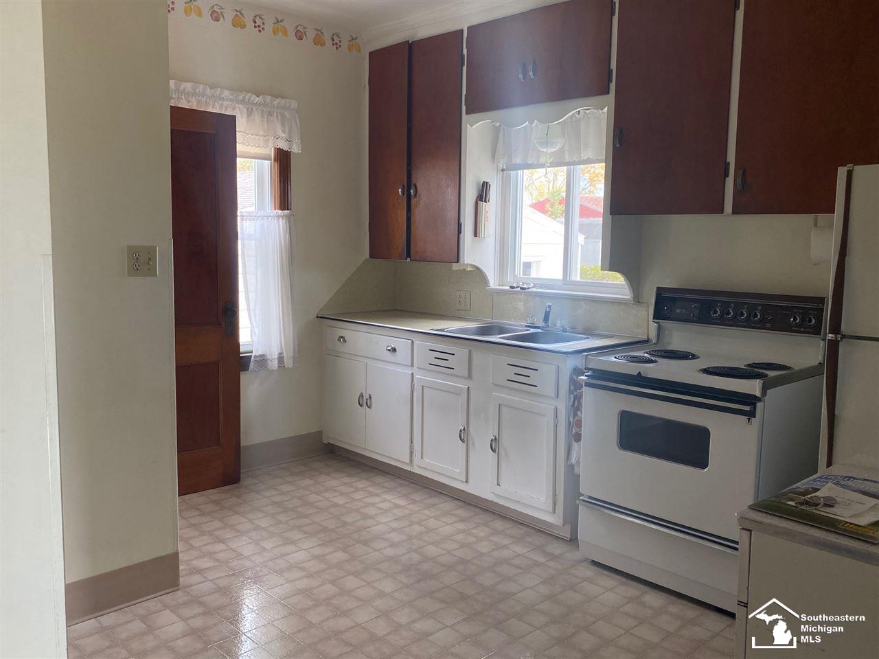 1466 West Labo Road Carleton, MI 48117 - Photo 7 of 23