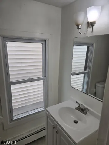 $2,000 | 310 East Jersey Street, Elizabeth Port, NJ 07206