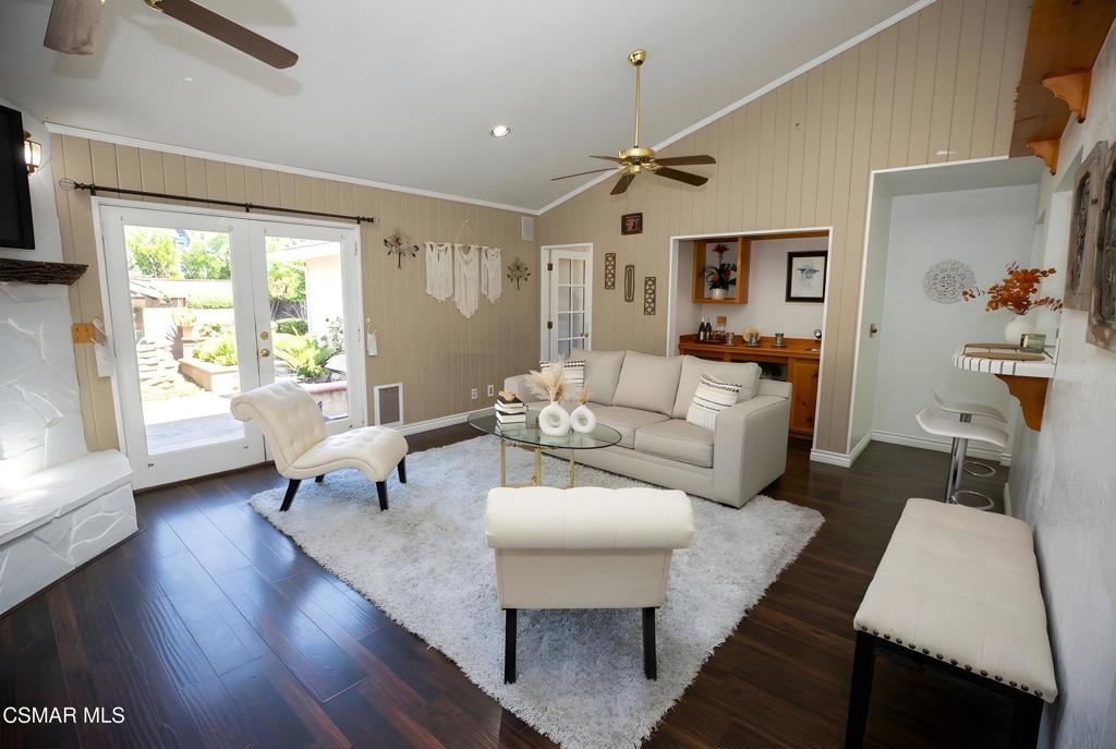 2190 Magnolia Street Simi Valley, CA 93065 - Photo 5 of 23