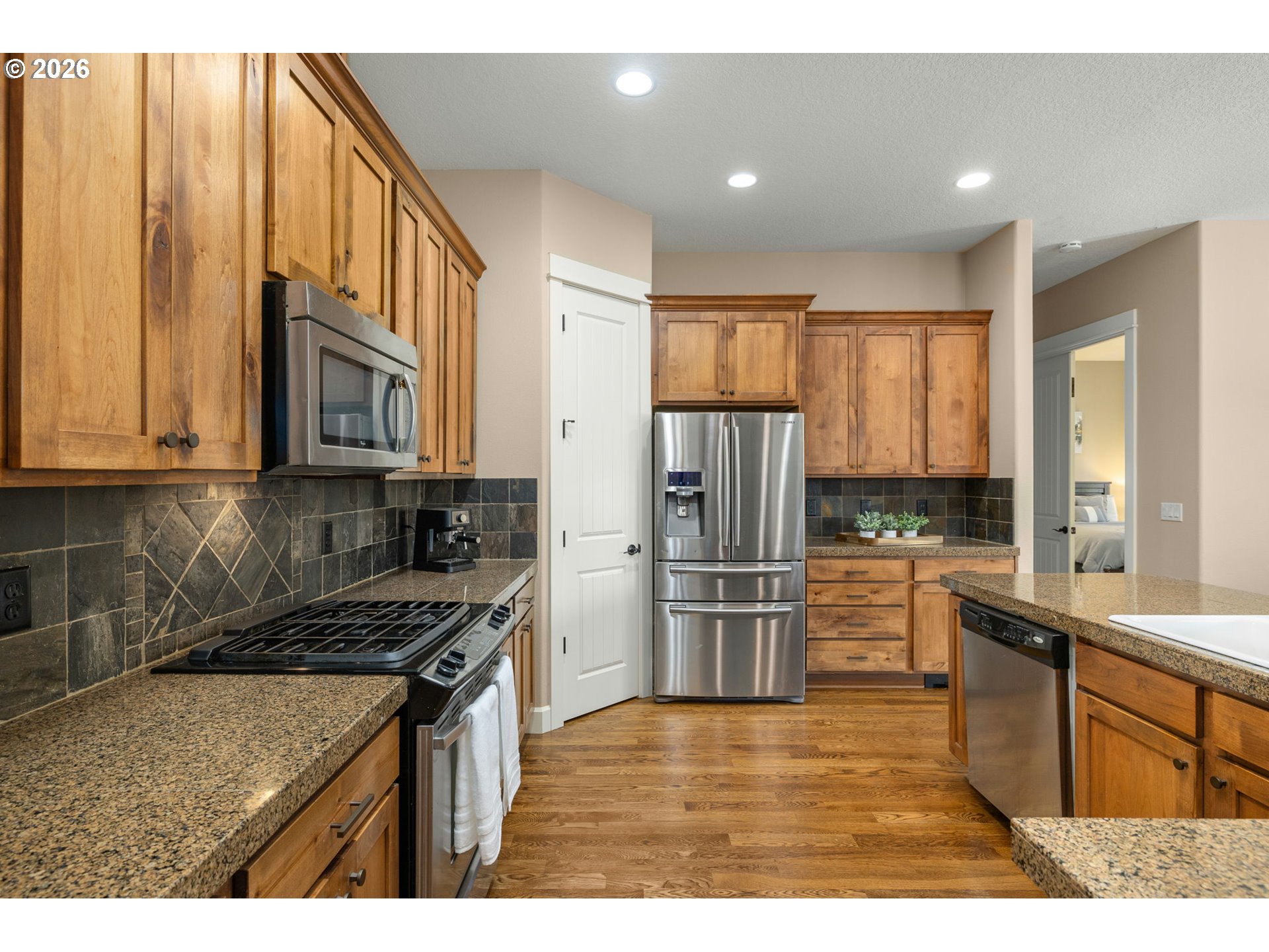 14746 Southwest 148th Terrace Tigard, OR 97224 - Photo 13 of 48