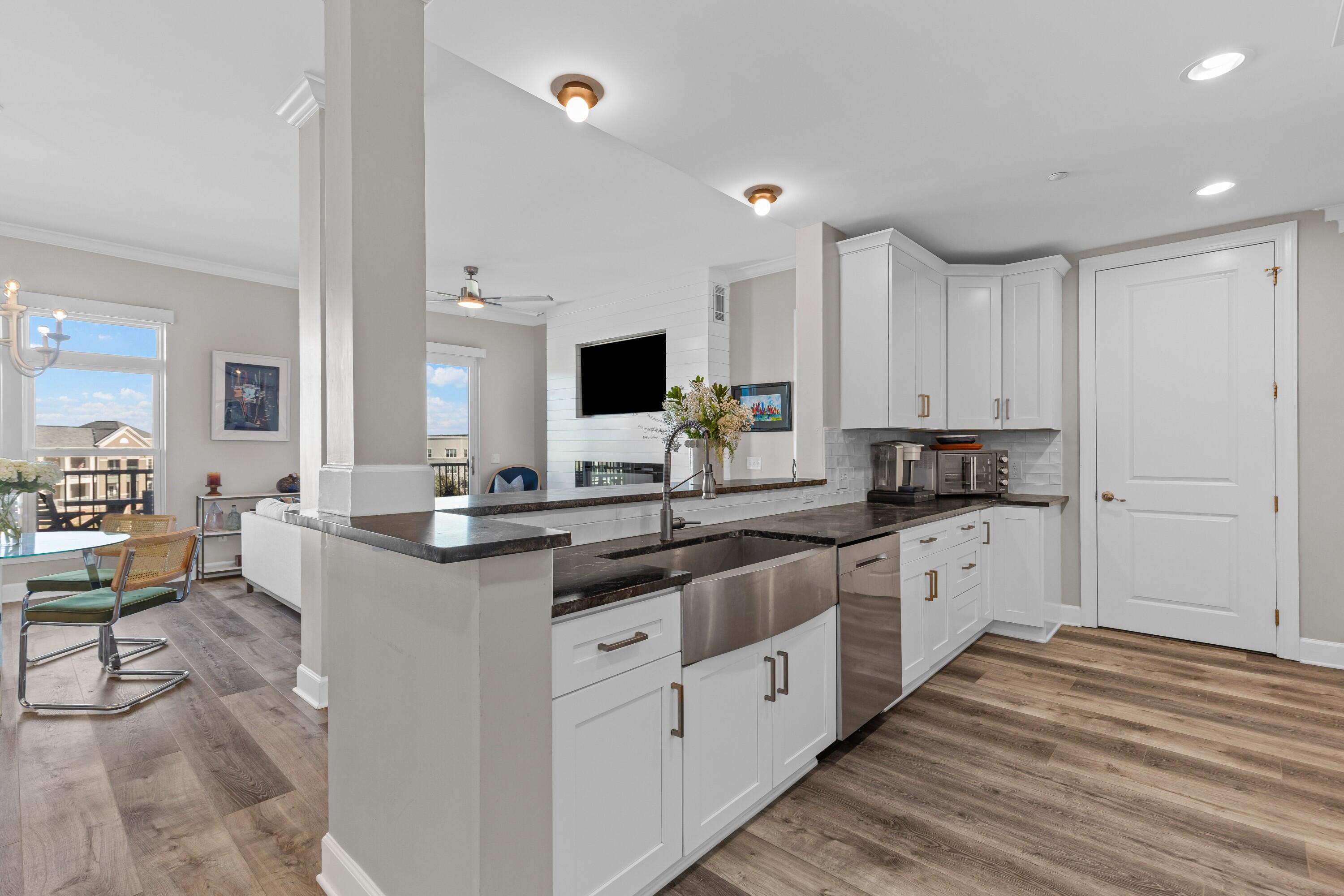 145 Pier View Street, Unit 403 Daniel Island, SC 29492 - Photo 6 of 48 photo_006