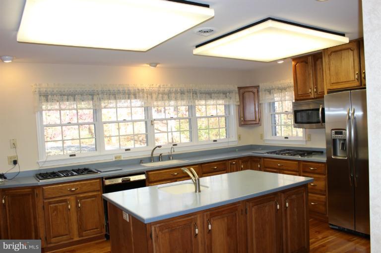 17617 Norwood Road Sandy Spring, MD 20860 - Photo 19 of 30 Kitchen