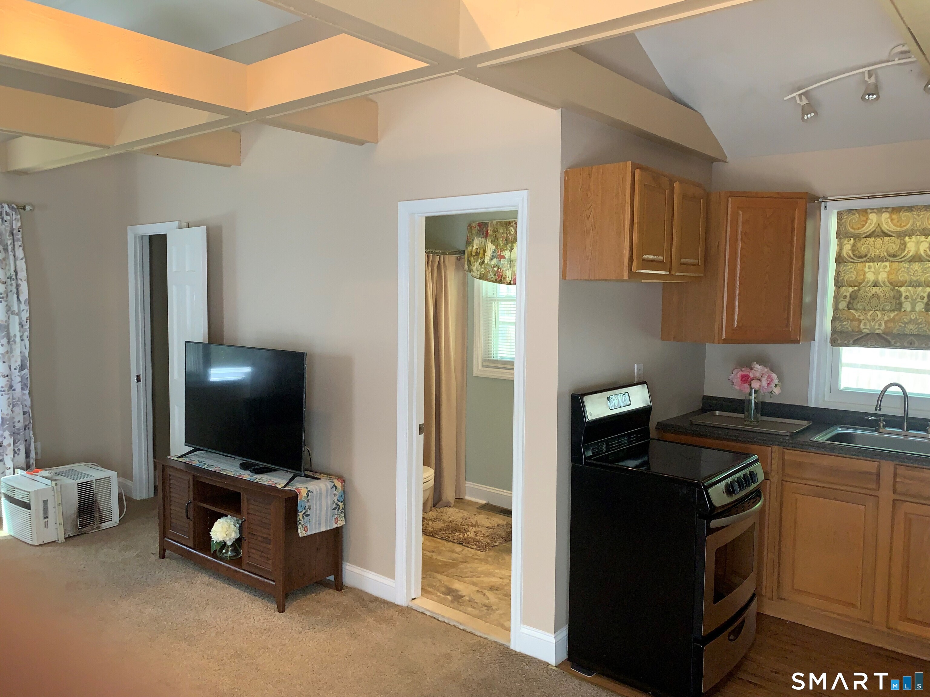 190 Forest Road Milford, CT 06461 - Photo 12 of 17 Gallery Image 12