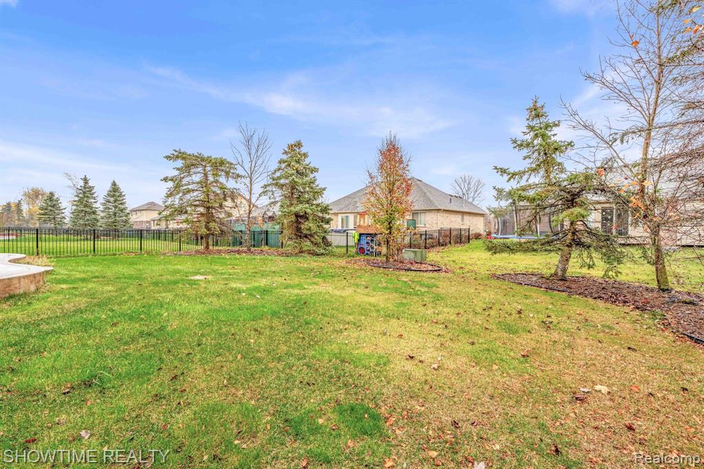 42810 Little Road Clinton Township, MI 48036 - Photo 68 of 71