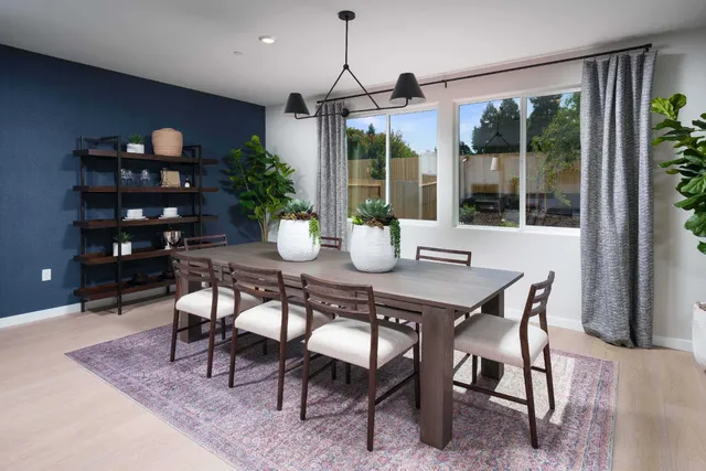 $610,990 | 2215 White Gold Way, Olivehurst, CA 95961