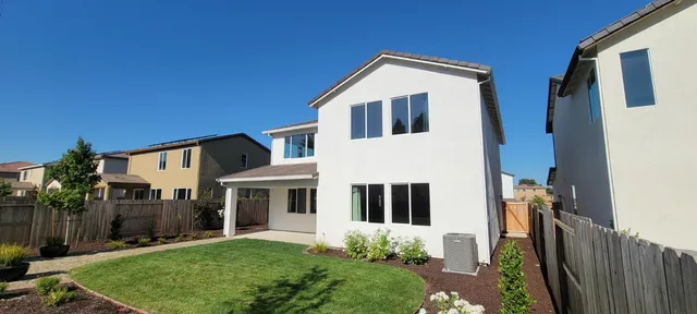 $610,990 | 2215 White Gold Way, Olivehurst, CA 95961