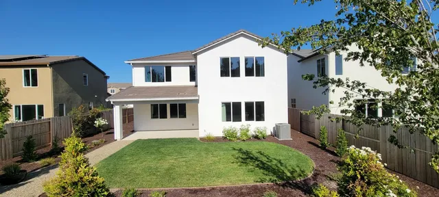 $610,990 | 2215 White Gold Way, Olivehurst, CA 95961