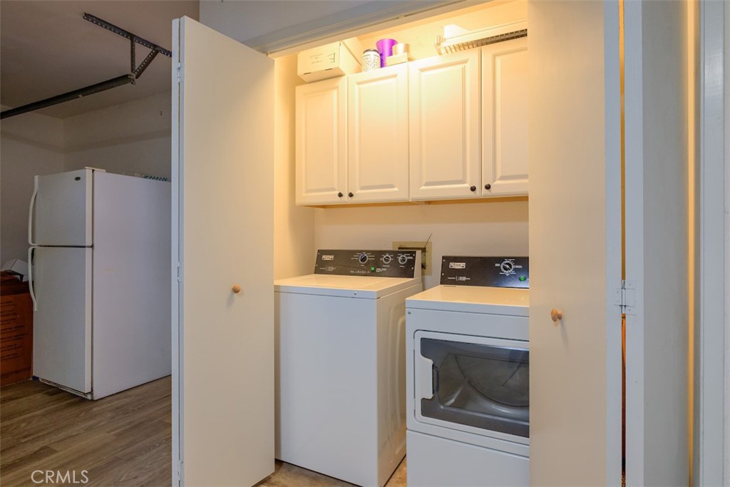 2732 Lowell Drive Chico, CA 95973 - Photo 29 of 40 a utility room with washer and dryer