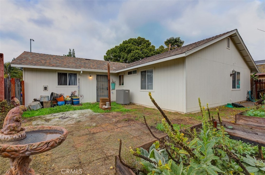2732 Lowell Drive Chico, CA 95973 - Photo 33 of 40 a house view with a backyard space