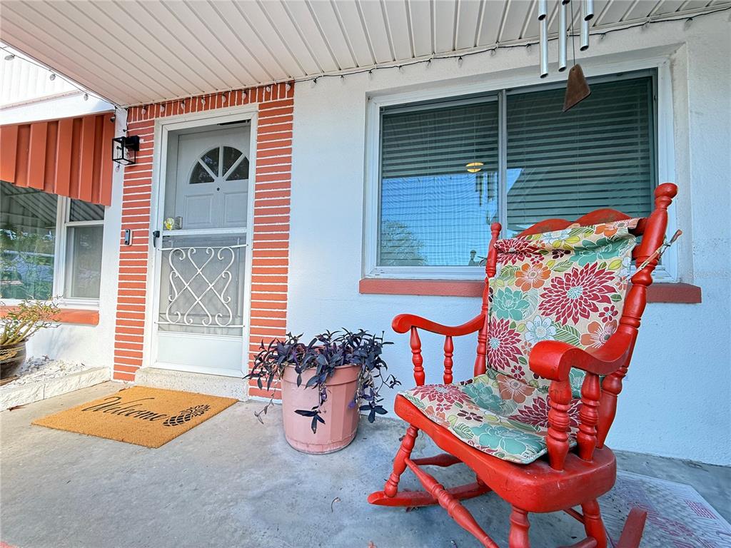 199 Tropic Boulevard West Largo, FL 33770 - Photo 2 of 40