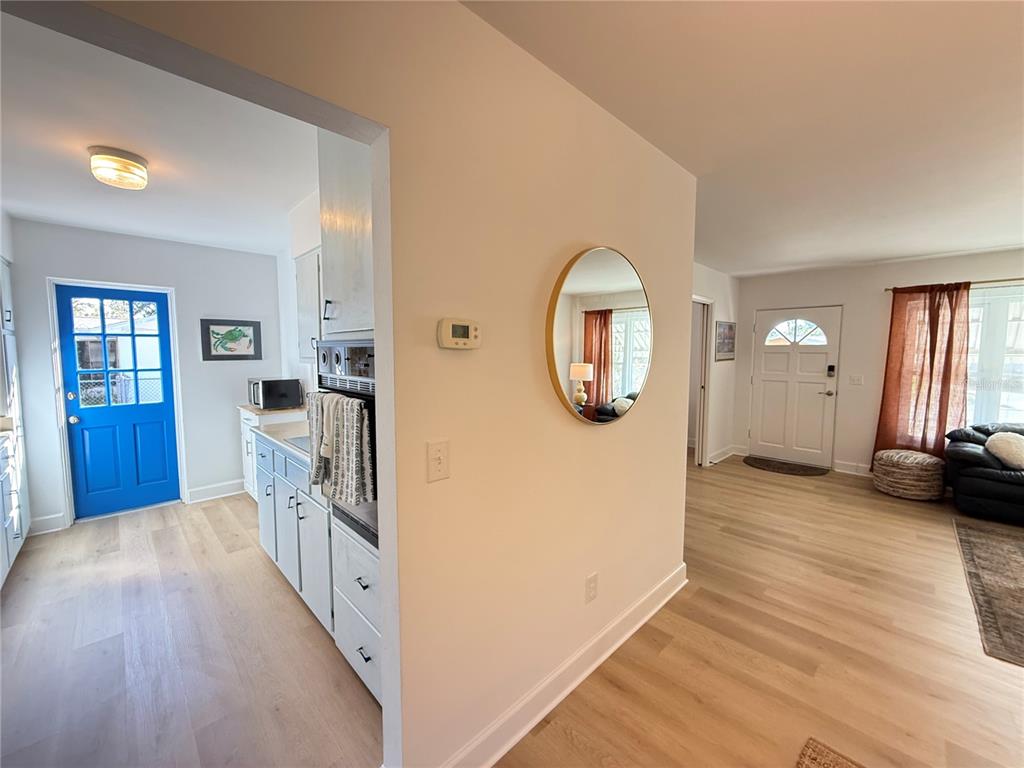 199 Tropic Boulevard West Largo, FL 33770 - Photo 9 of 40