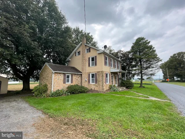 $1,650 | 1556 Lime Valley Road, Strasburg, PA 17579