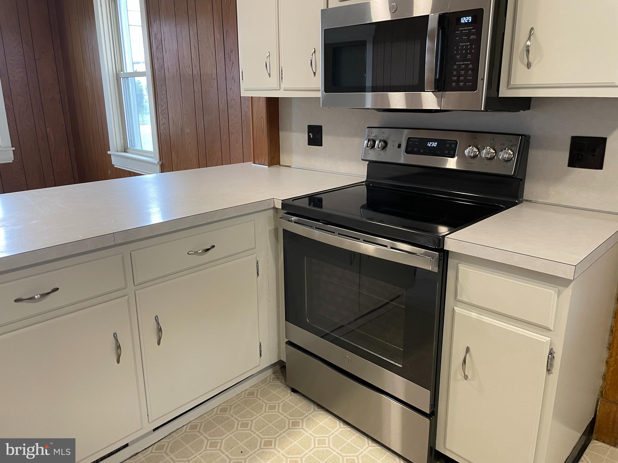 1556 Lime Valley Road Strasburg, PA 17579 - Photo 5 of 21