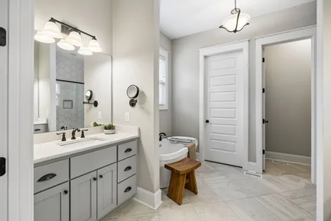 $1,050,000 | 242 Rich Circle, Franklin, TN 37064