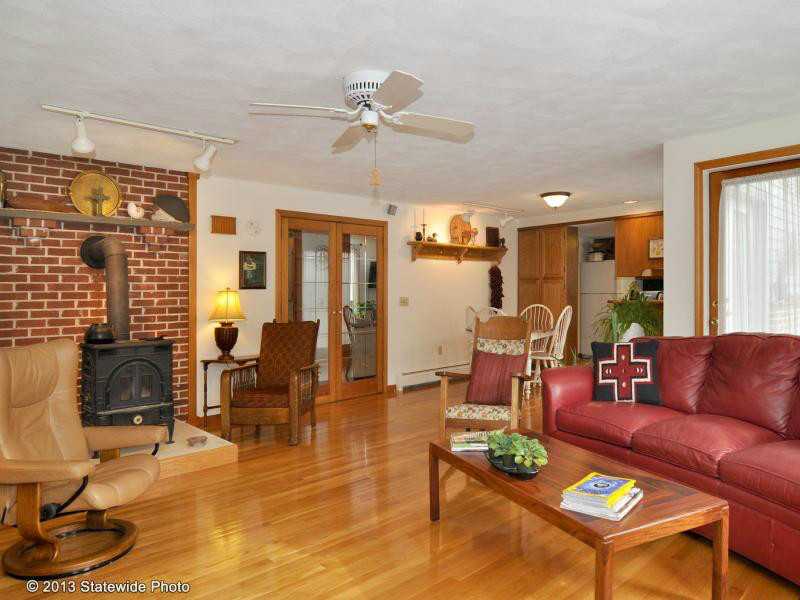 226 Shady Valley Road Coventry, RI 02816 - Photo 3 of 17 Living Room.