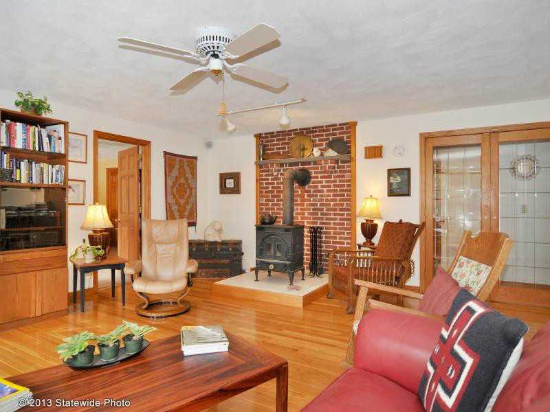 226 Shady Valley Road Coventry, RI 02816 - Photo 9 of 17 Living Room.