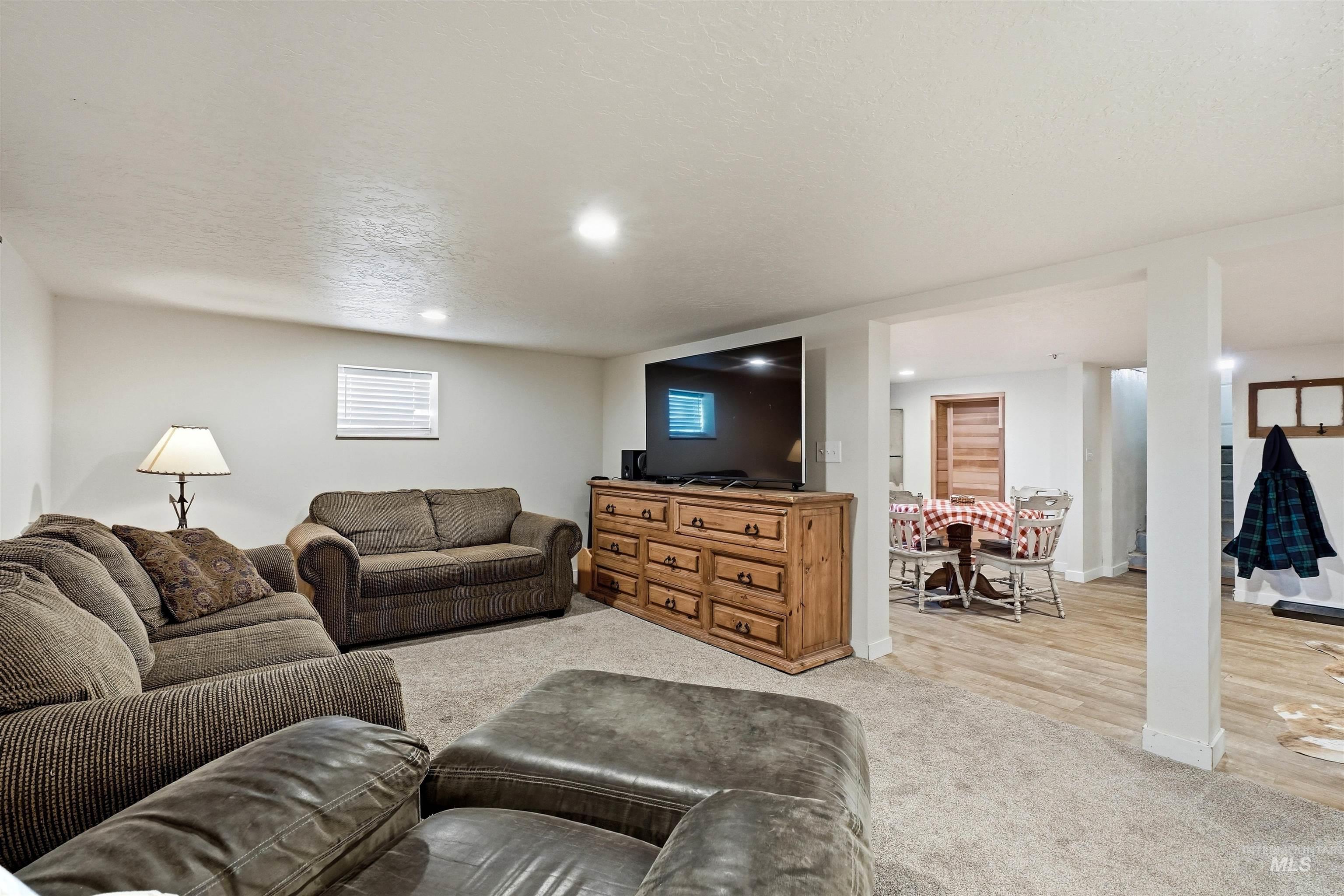 28627 Emmett Road Caldwell, ID 83607 - Photo 18 of 49 Gallery Image 18
